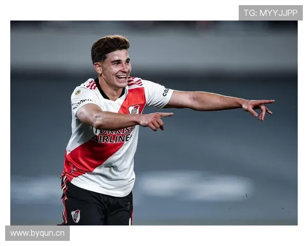 阿尔瓦雷斯与伊萨克:技术型前锋发展路径对比 阿尔瓦雷斯与伊萨克:技术型前锋发展路径对比